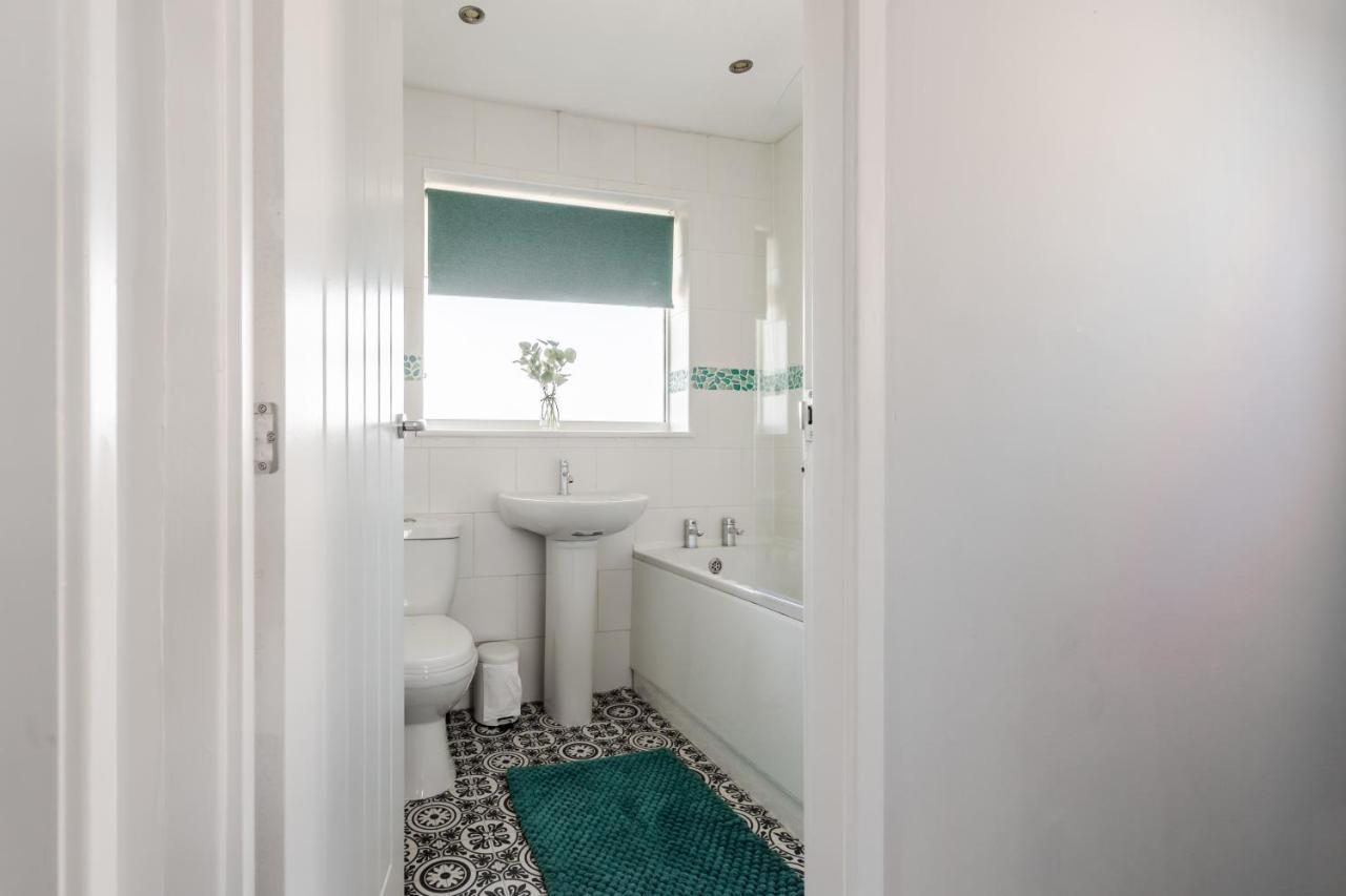 Curlew - 3 Bedrooms Wi-Fi, Parking, Contractors Thornton  Extérieur photo