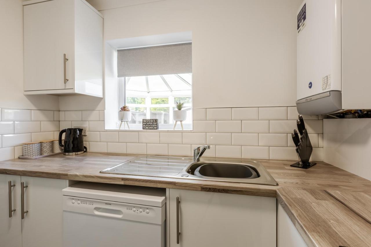 Curlew - 3 Bedrooms Wi-Fi, Parking, Contractors Thornton  Extérieur photo
