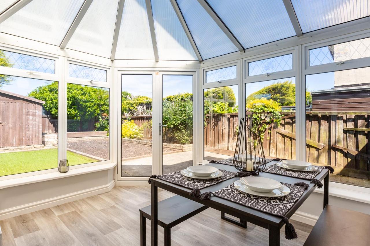 Curlew - 3 Bedrooms Wi-Fi, Parking, Contractors Thornton  Extérieur photo