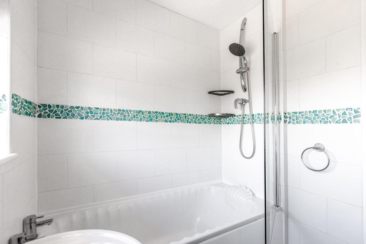 Curlew - 3 Bedrooms Wi-Fi, Parking, Contractors Thornton  Extérieur photo
