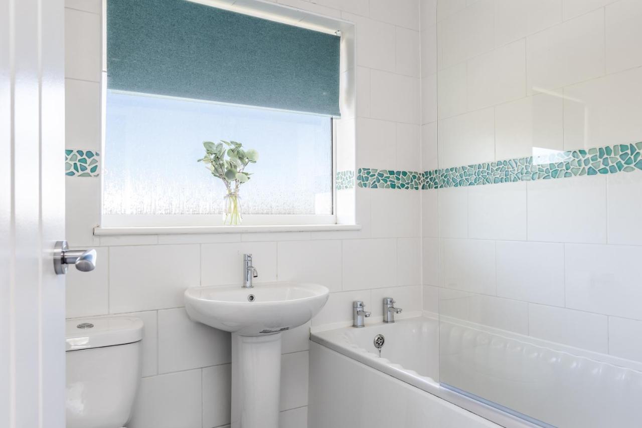 Curlew - 3 Bedrooms Wi-Fi, Parking, Contractors Thornton  Extérieur photo