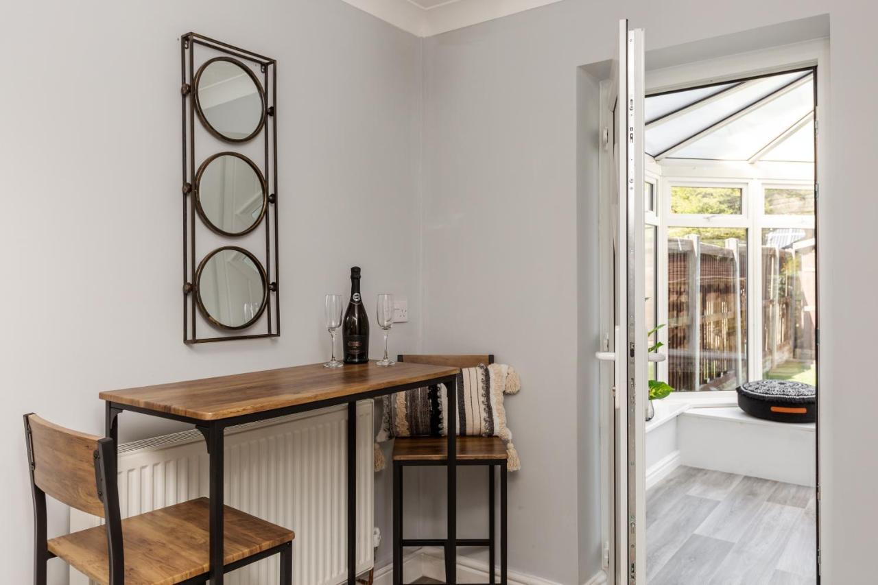 Curlew - 3 Bedrooms Wi-Fi, Parking, Contractors Thornton  Extérieur photo